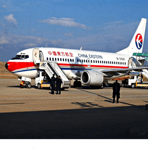 张家口空运公司航空快运业稳步发展的原因是什么？